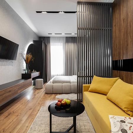 Dream Apartament On Drahomanova Street Lviv Exteriör bild