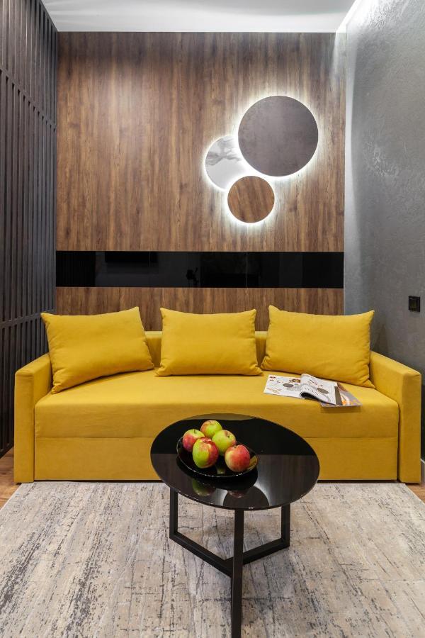 Dream Apartament On Drahomanova Street Lviv Exteriör bild