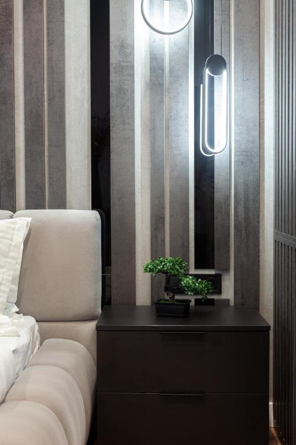 Dream Apartament On Drahomanova Street Lviv Exteriör bild